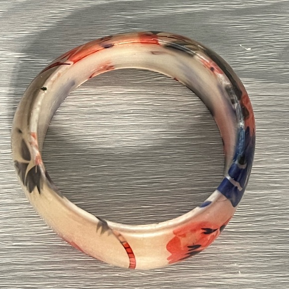 Vintage Plastic Bangle Bracelet, Pearl White w/ Blue and Red Floral Design, Boho - Picture 4 of 5